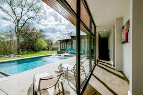 Unique Modern Ranch w Year Round Pool and Hot Tub